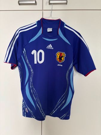 Japan Nakamura Nr. 10 adidas Trikot – Vintage Fussballtrikot