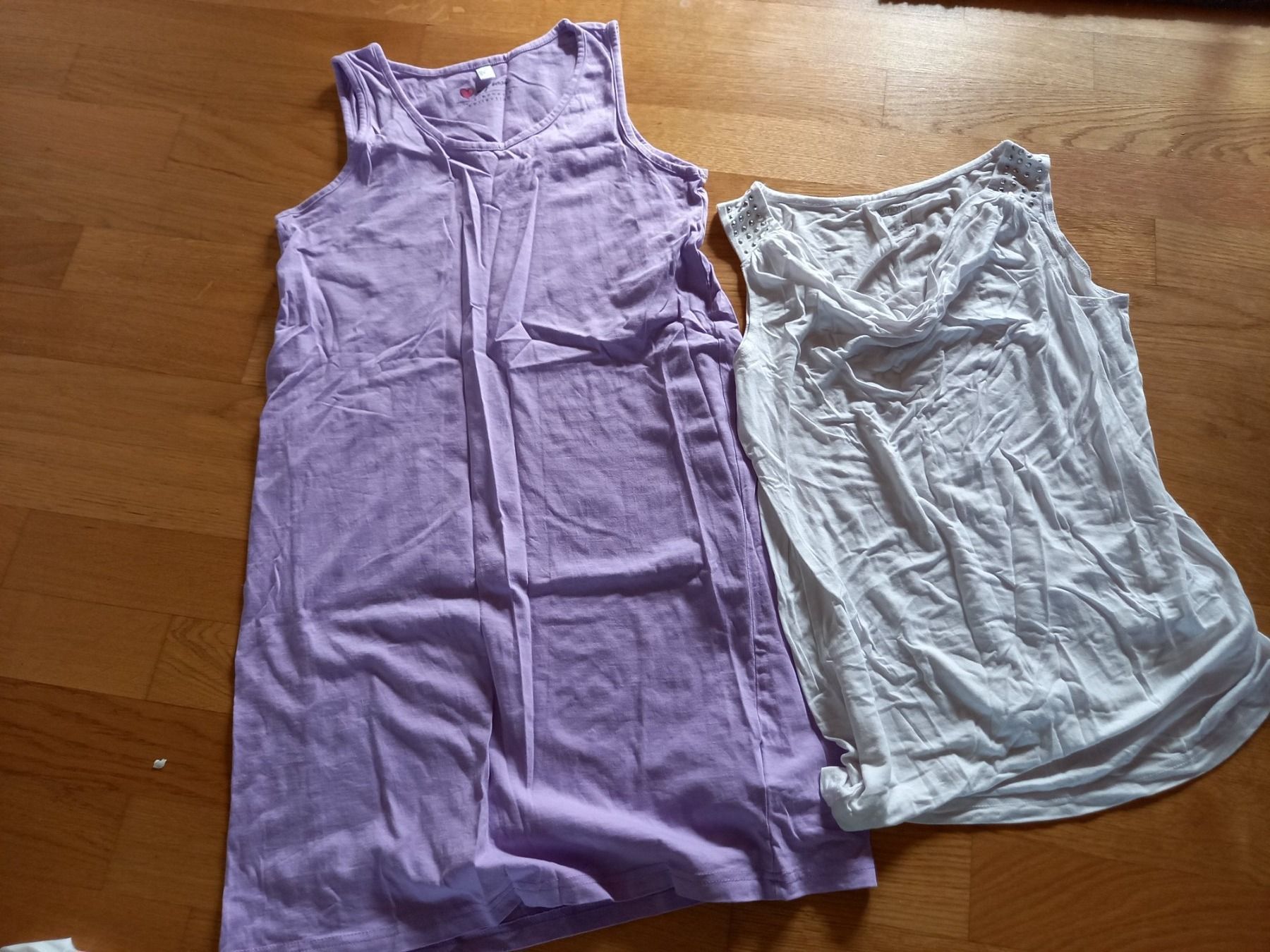 Lotti di vestiti: Trägershirts Gr. 38 – Usato da Horgen venduto da mibi75 3
