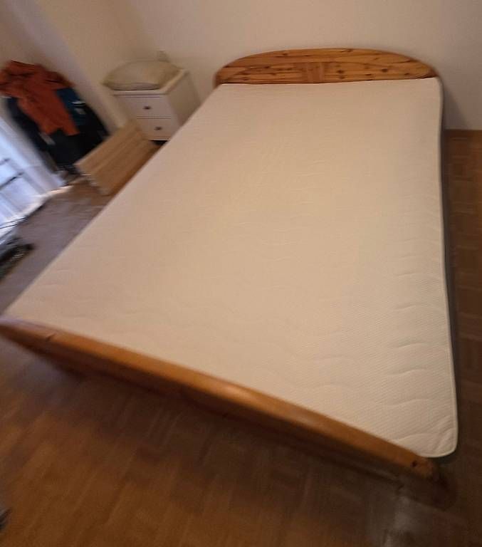 Betten: LETTO MATRIMONIALE IN LEGNO  – Gebraucht aus GIORNICO von fra_vz9k