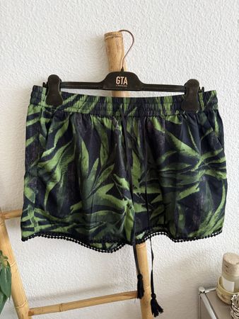 Shorts Reserved Gr. 42
