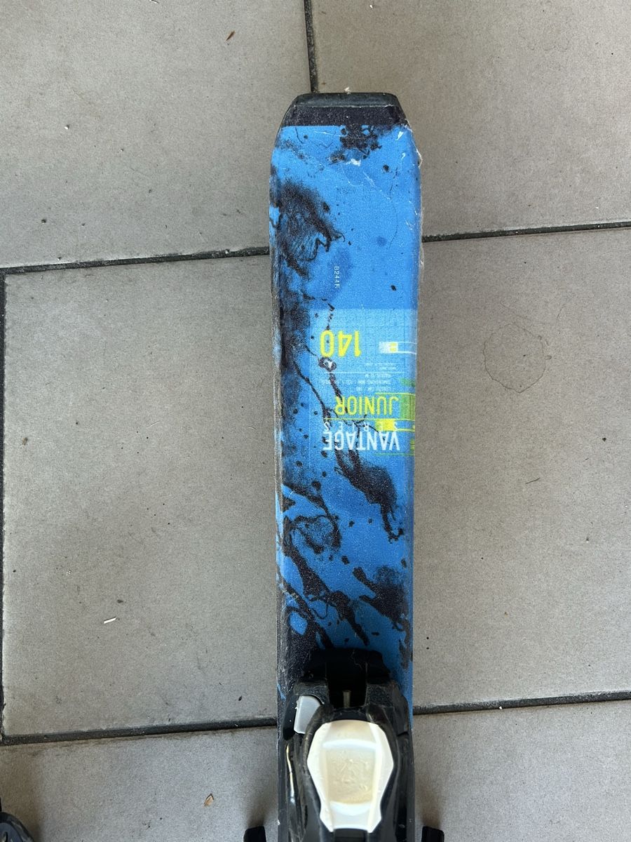 Atomic Skis: Atomic Ski 140 cm, mit Stöcken – Gebraucht aus Weinfelden von rapha_shk