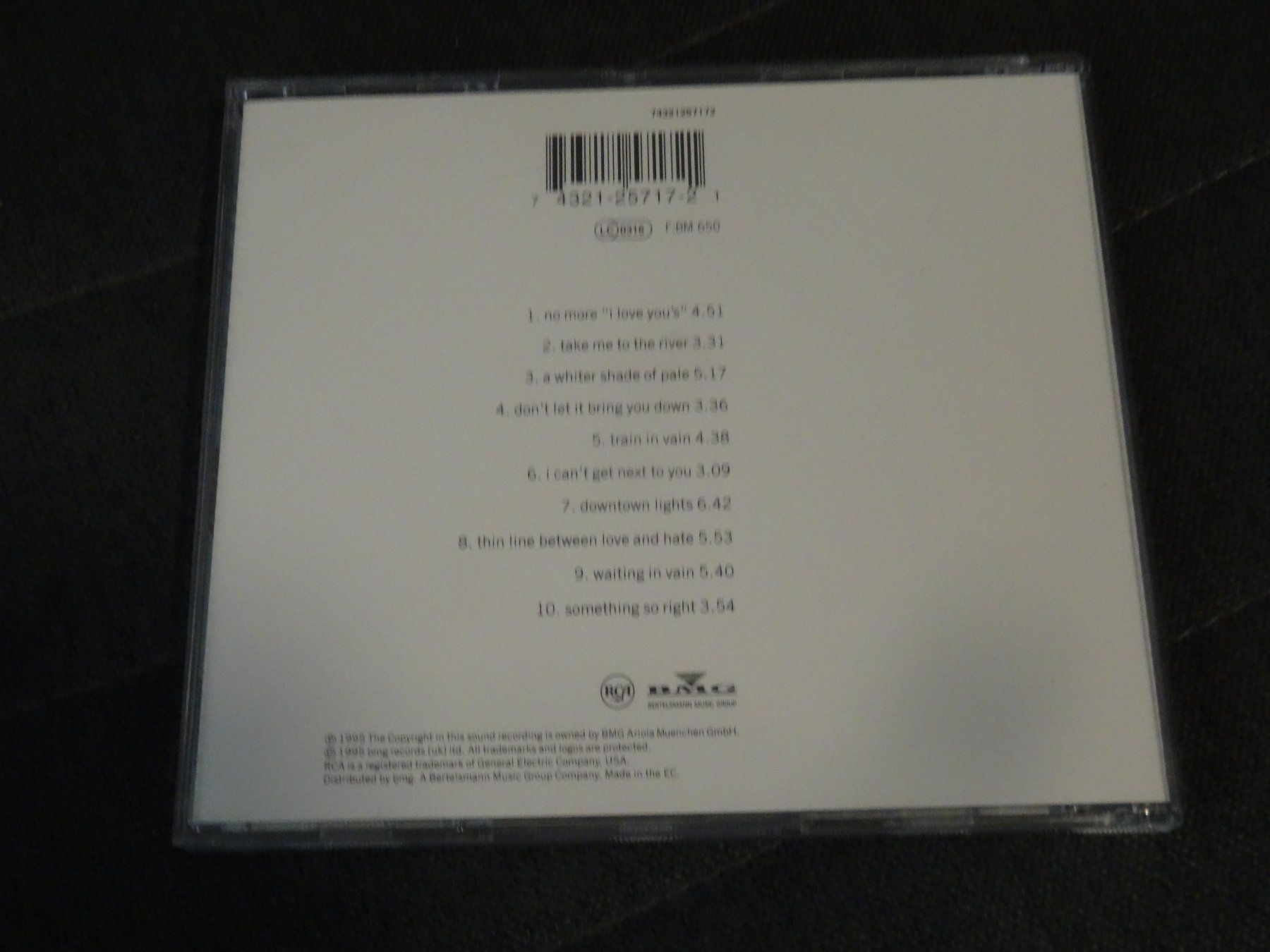 CD: Annie Lennox - Medusa CD – Usato da Olten venduto da Disc-Ausverkauf 1