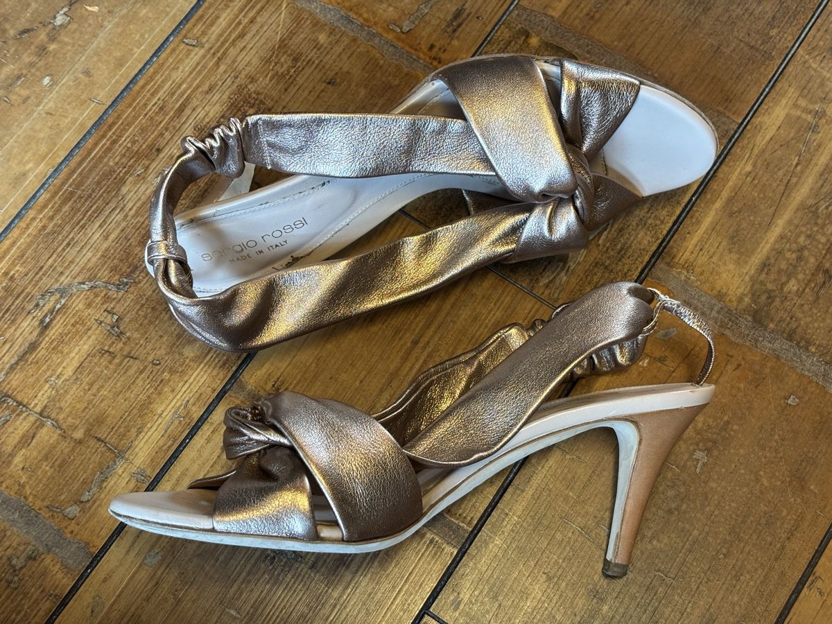 Sergio Rossi Damenschuhe: Sandales Sergio Rossi Bronze 39.5 – Gebraucht aus Dotzigen von SecondHandGems 5