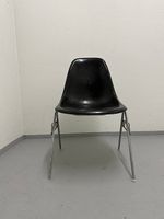 1 EAMES SIDE CHAIR FIBERGLAS - VITRA/HERMAN MILLER