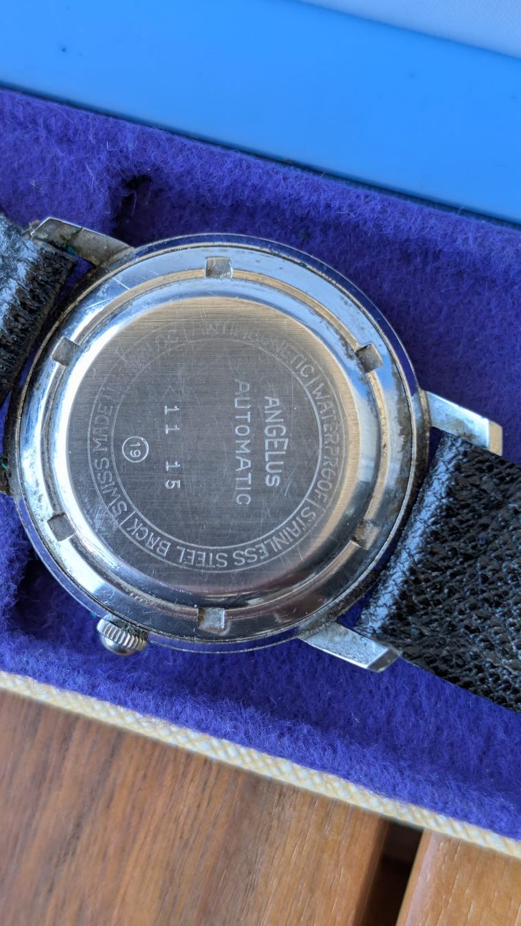 Angelus Uhren: Armbanduhr Angelus Datographe Automatic gebraucht – Gebraucht aus Kreuzlingen von dad_9x7b 5