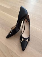 Neue Högl Pumps schwarz gold