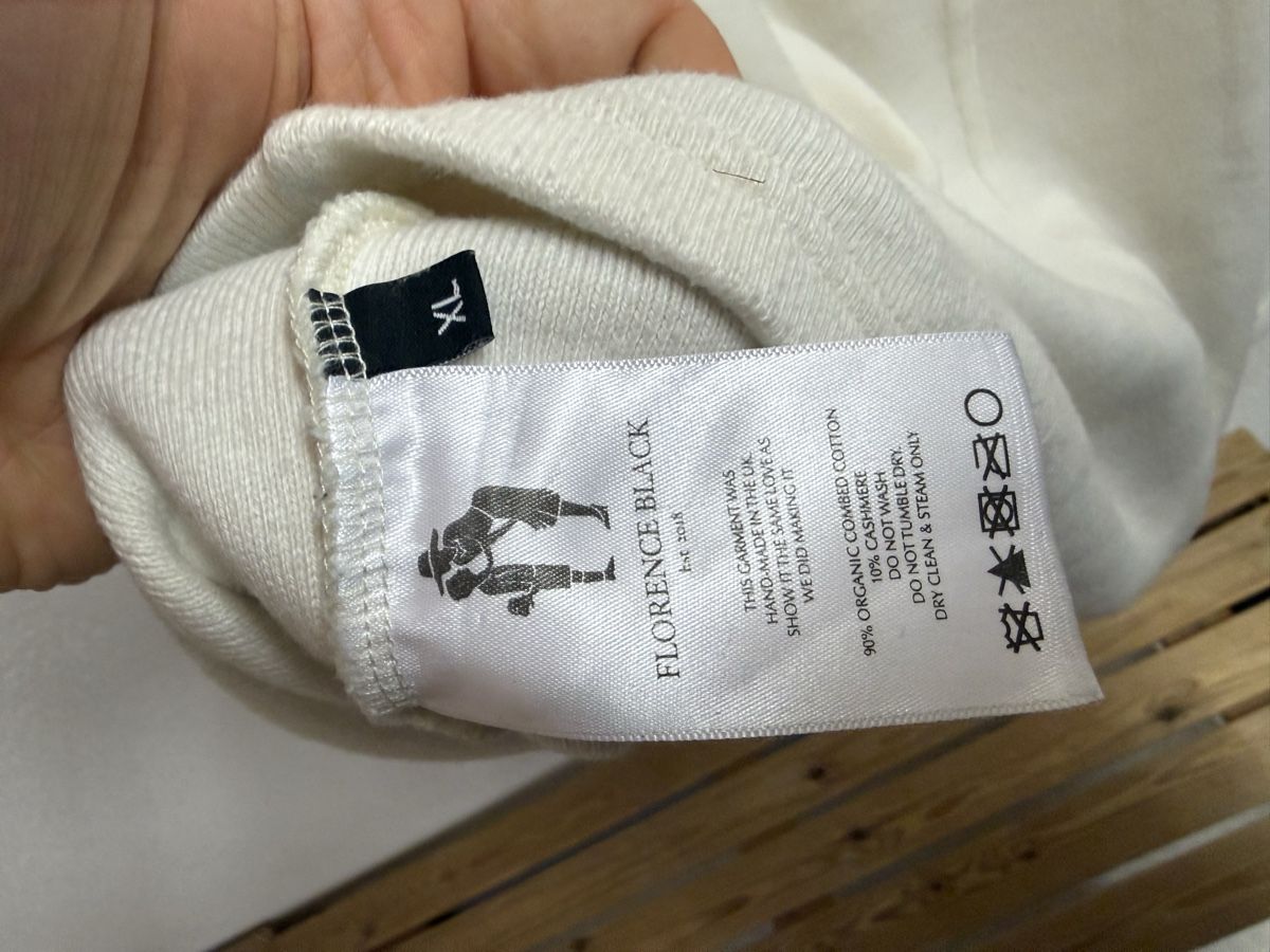 Maglioni & Felpe: Florence Black Top XL – Nuovo (secondo la descrizione) da Biel/Bienne venduto da lichterhoh 2
