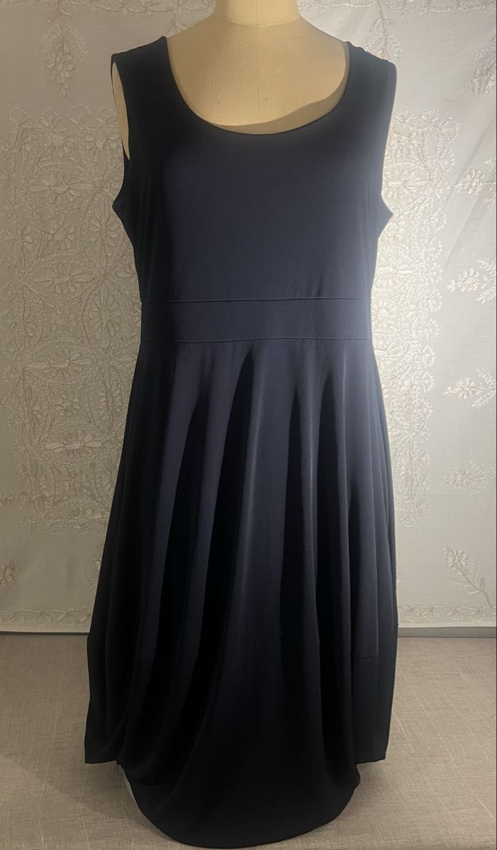 Vestiti: Robe sans manche Sandro Ferrone noire classe taille L – Usato da Genève venduto da DELIRBEADS 6