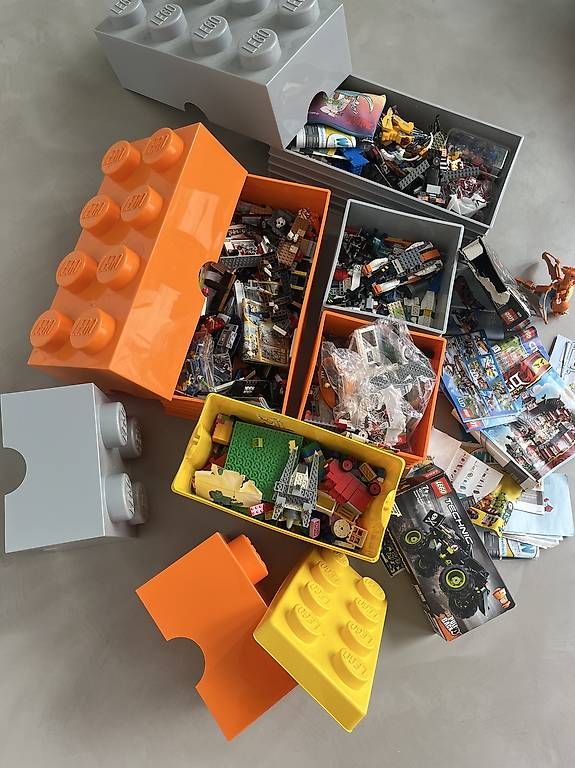 Spielzeuge: Legos à gogo – Gebraucht aus Hermance von aur_b5p6 2