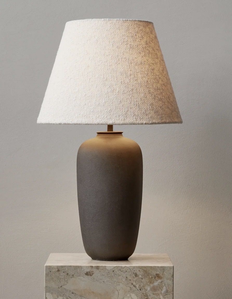 Audo Lampade: Lampe de table Audo Torso grise rare – Usato da Prangins venduto da Kumitatestudio