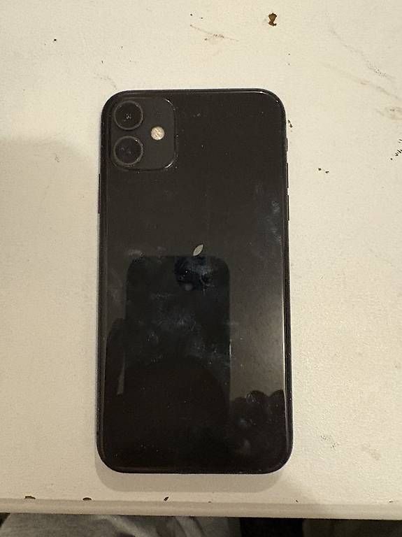 Apple Handys / Smartphones: Iphone 11 – Gebraucht aus Schleinikon von kar_8ww7 1