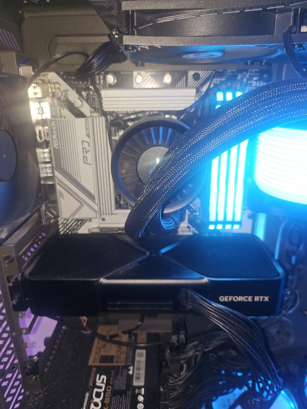 PCs: pc gaming high end – Gebraucht aus GENEVE von Zamplebox_00 4