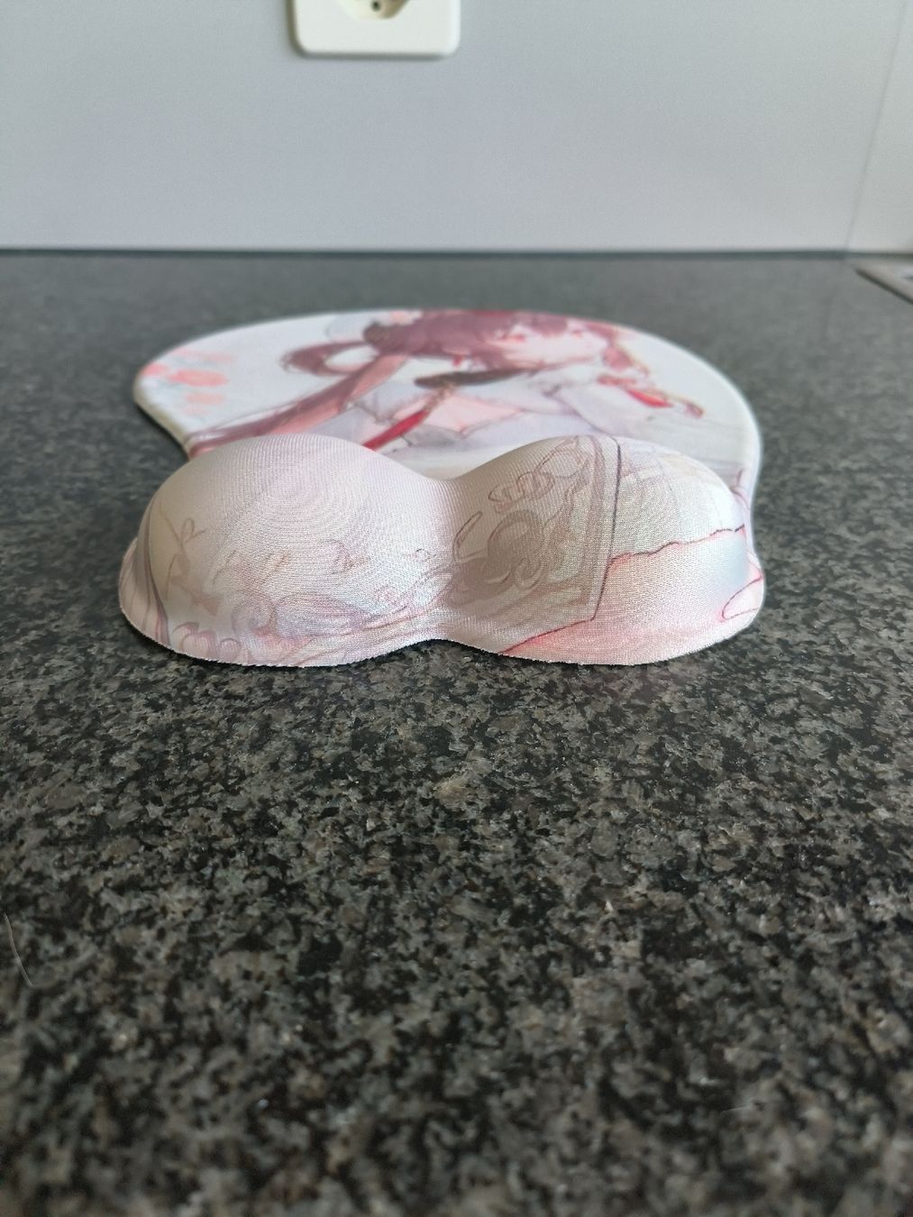 Tappetini per mouse: Mauspad Anime Design Hu Tao Ergonomisch  – Usato da Emmenbrücke venduto da Marco01334 1