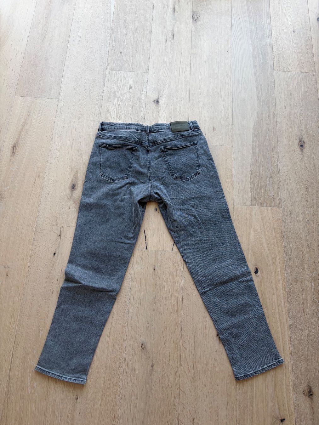 Massimo Dutti Jeans: Massimo Dutti Jeans, hellgrau, Top Zustand, Grösse 32x30 – Usato da Lengnau venduto da yzb_hb59 5