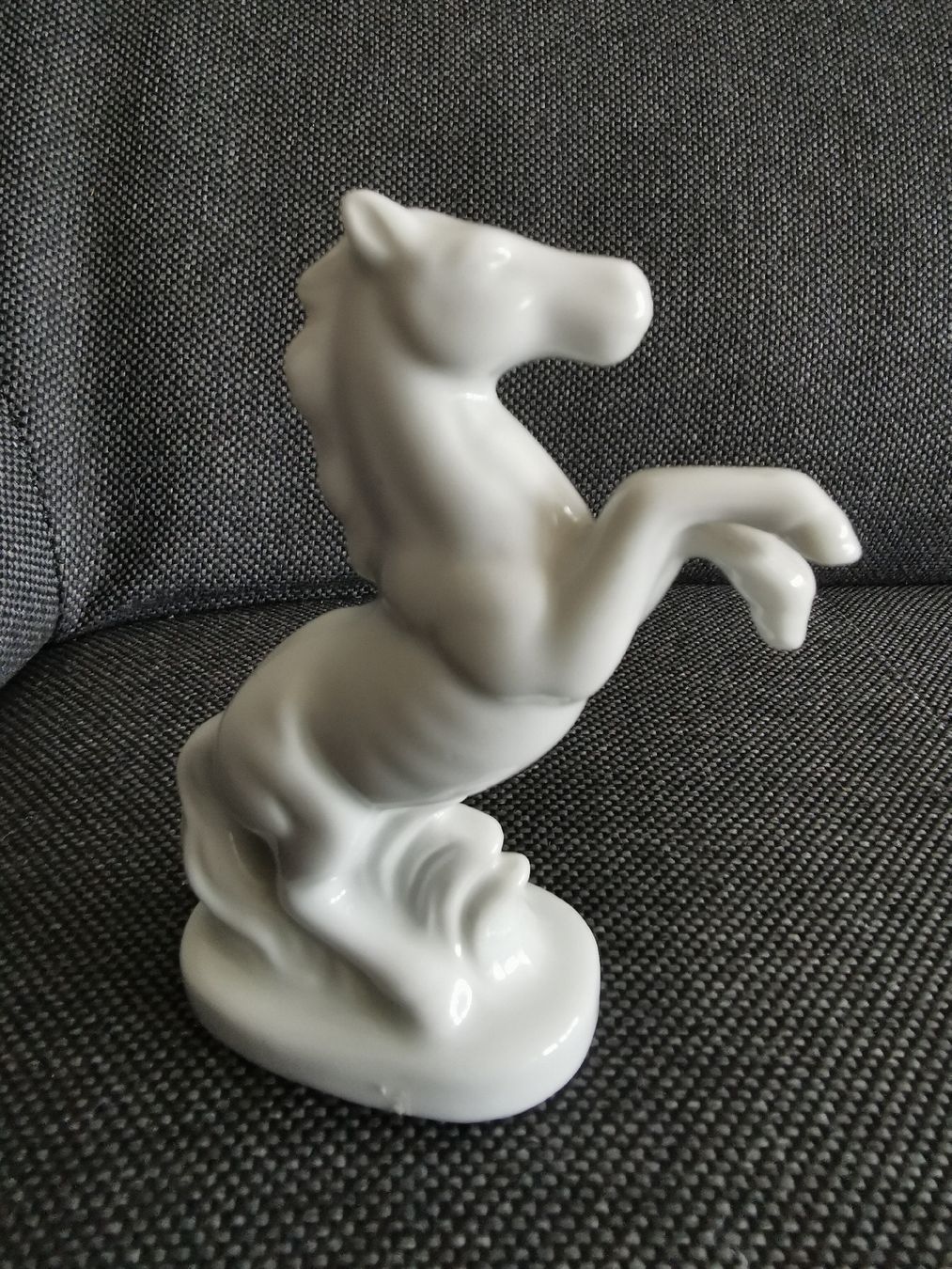 Statuette: Porzellan Pferd weiss – Usato da Buchs SG venduto da and_s6ps 3