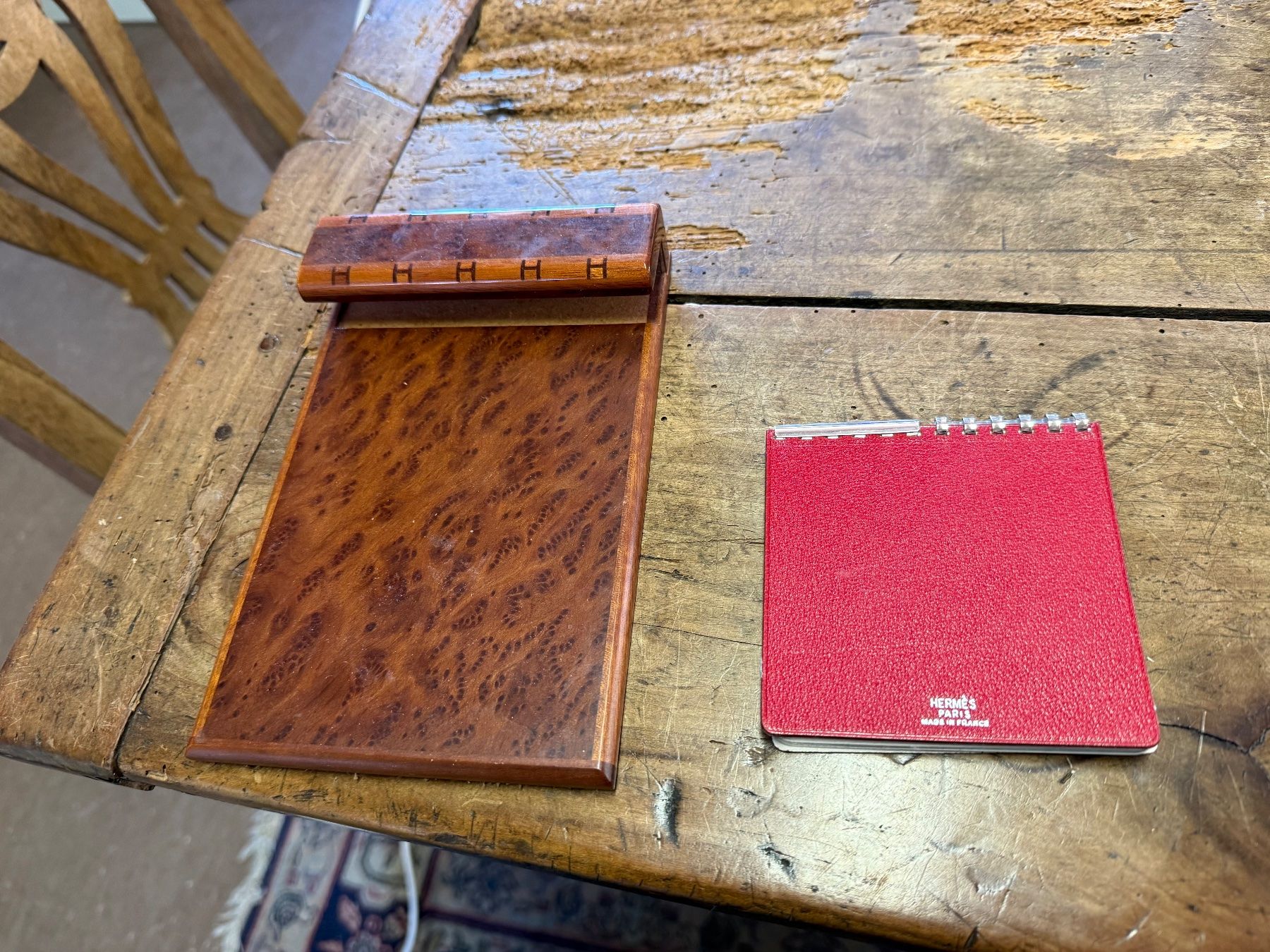 Hermès Blocchi: Original Hermès Notizblock und Papierhalter – Usato da Bern venduto da Jwpm66