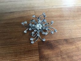 Broche