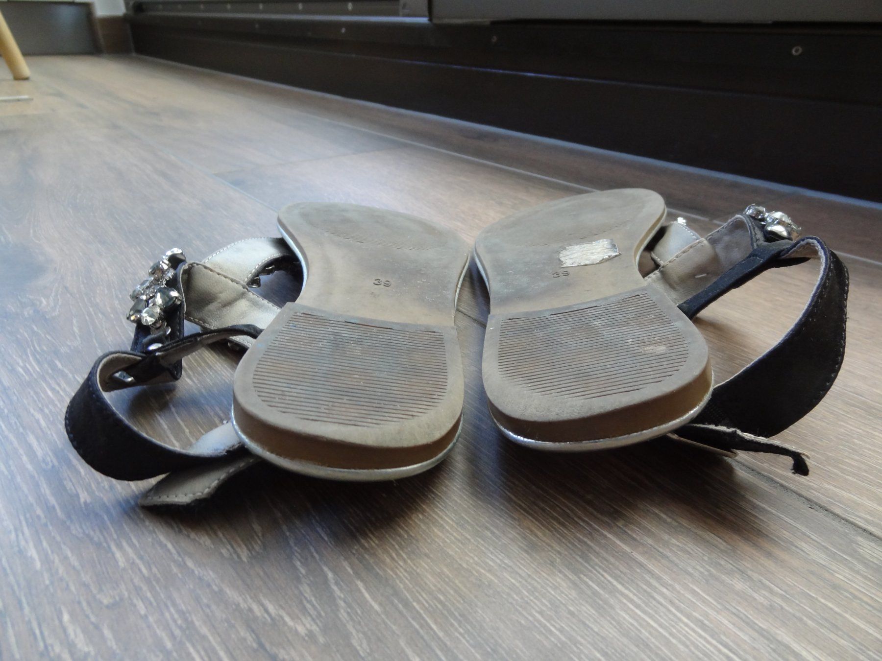Scarpe da donna: Sandales plates San Marina taille 39 – Usato da Satigny venduto da salvatore73 4