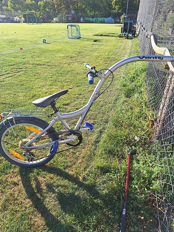 Rimorchi: Kindertandem add bike – Usato da Winterthur venduto da nik_2gxw 1