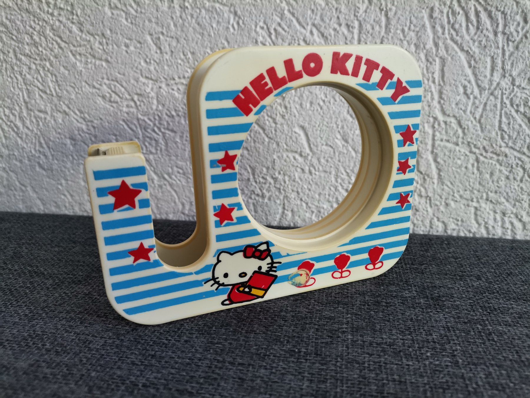 Tutti gli attrezzi: Dévidoir de scotch Hello Kitty vintage – Usato da Onex venduto da Neimad7