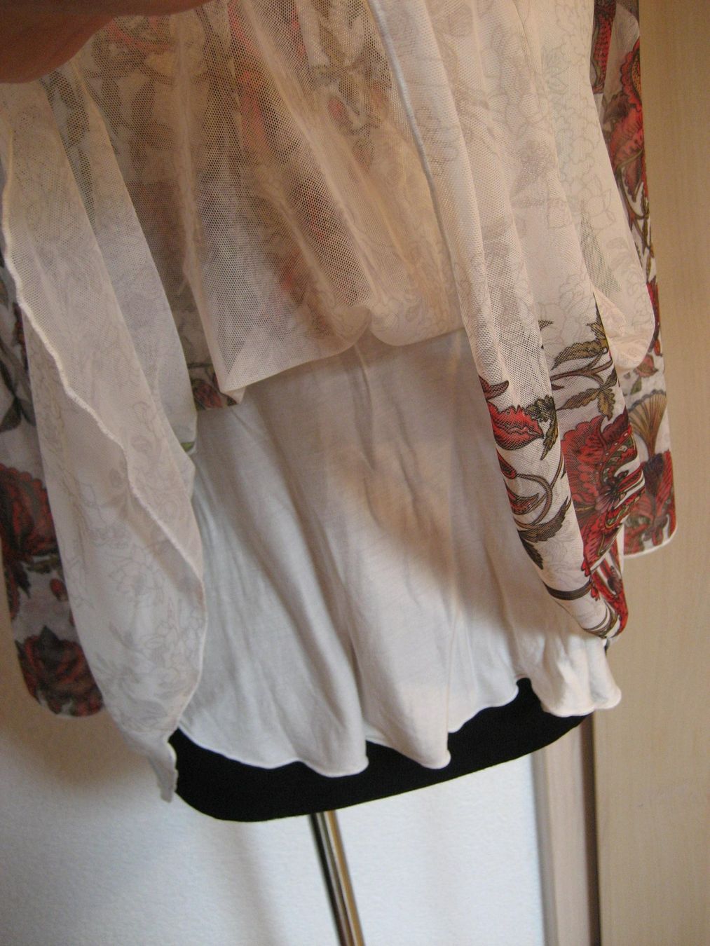 Desigual Top: Haut Desigual taille 38 – Nuovo (secondo la descrizione) da Delémont venduto da marryb 4