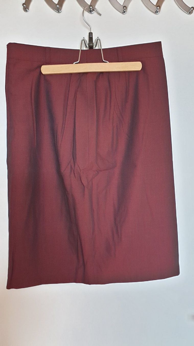 Gerry Weber Röcke: Jupe Bordeaurot GerryWeber 40, Schurwolle/Polyester/Viscose – Neu (gemäss Beschreibung) aus Biel/Bienne von bormida63 1