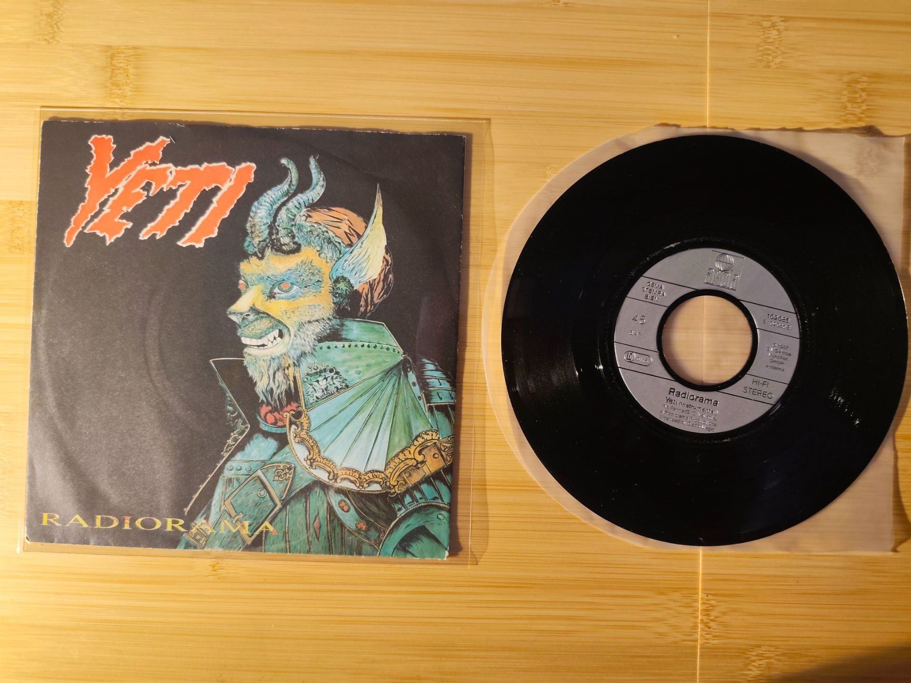 Dischi in vinile: Radiorama – Yeti – Usato da Emmenbrücke venduto da lamorak