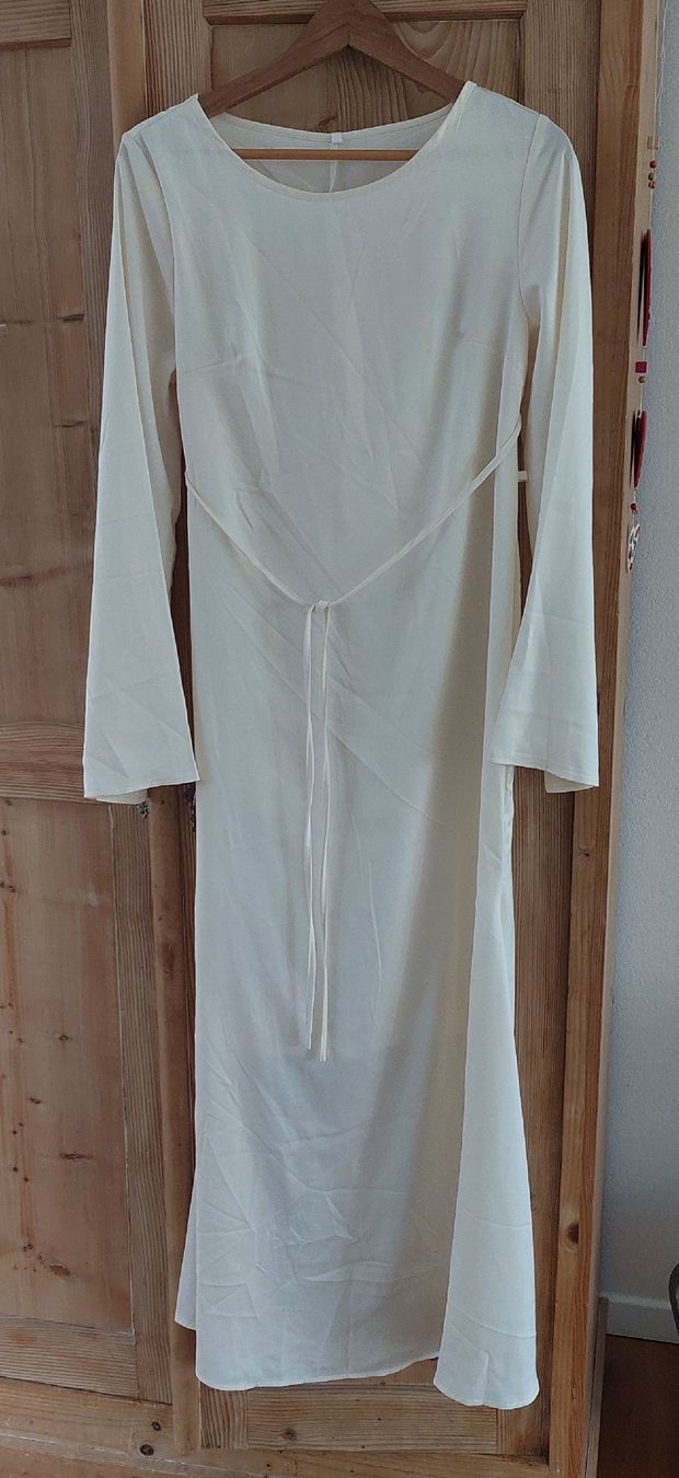 Vestiti: Kleid crème Grösse S, neu – Nuovo (secondo la descrizione) da Fehraltorf venduto da fridolin024