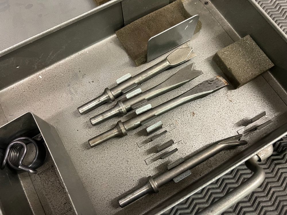 Druckluft Meisselhammer SP AIR mit Zubehör im Koffer (Gebraucht) in