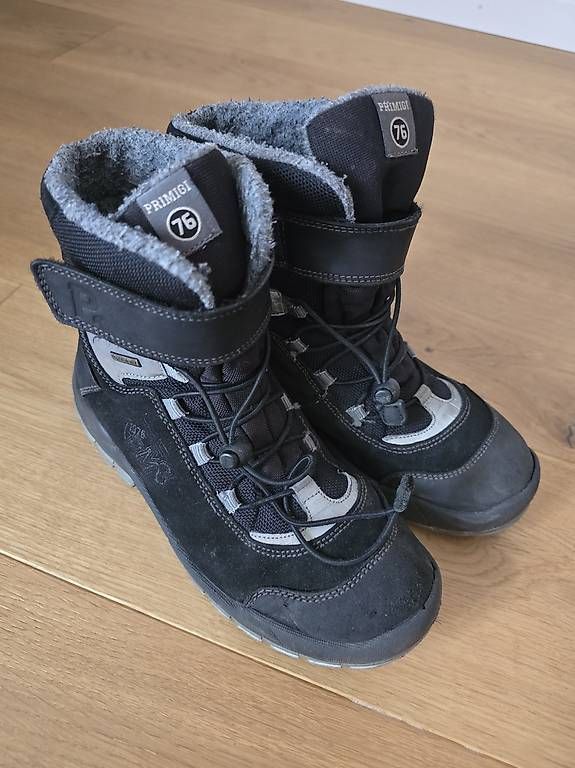 Scarpe per ragazzi: Primigi Winterstiefel, Grösse 36 – Usato da Stüsslingen venduto da Jersey_75