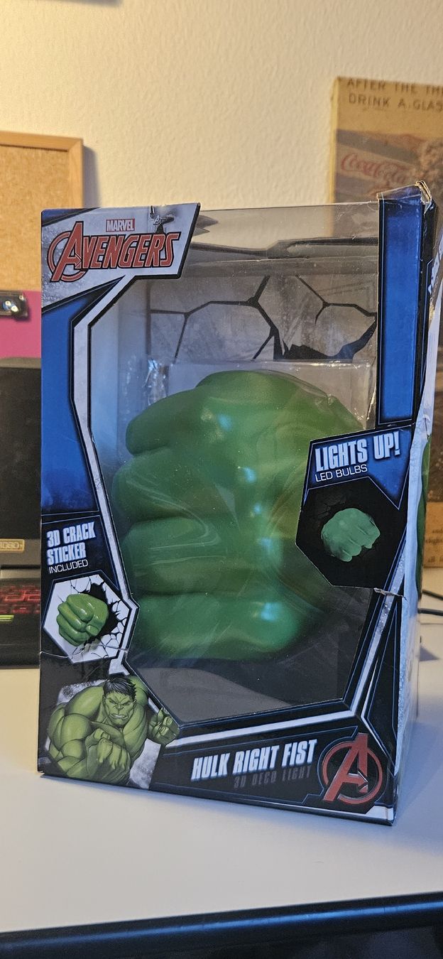 Lampen: Marvel Avengers Hulk Faust Lampe – Gebraucht aus Belp von Ginus85