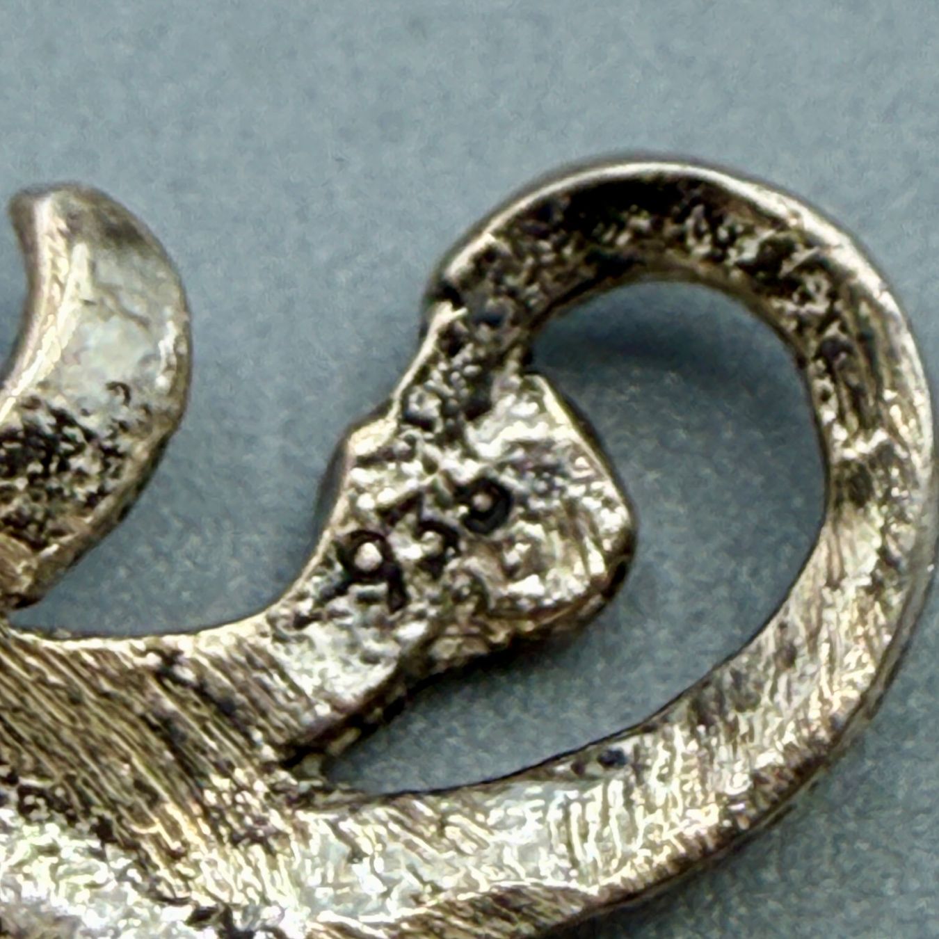Broschen & Nadeln: Brosche Seepferd Silber 935 – Gebraucht aus Ueberstorf von Brocandi 2