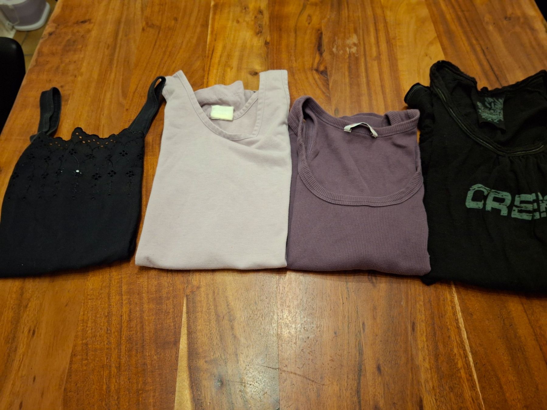 T-shirt: Haut (4) taille M diverses marques – Usato da Villiers venduto da san_jn5w 6