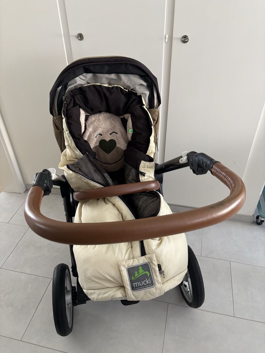 Mutsy Carrozzine: Mutsy Evo Kinderwagen braun, sehr guter Zustand – Usato da Urdorf venduto da rosenkohl01 2