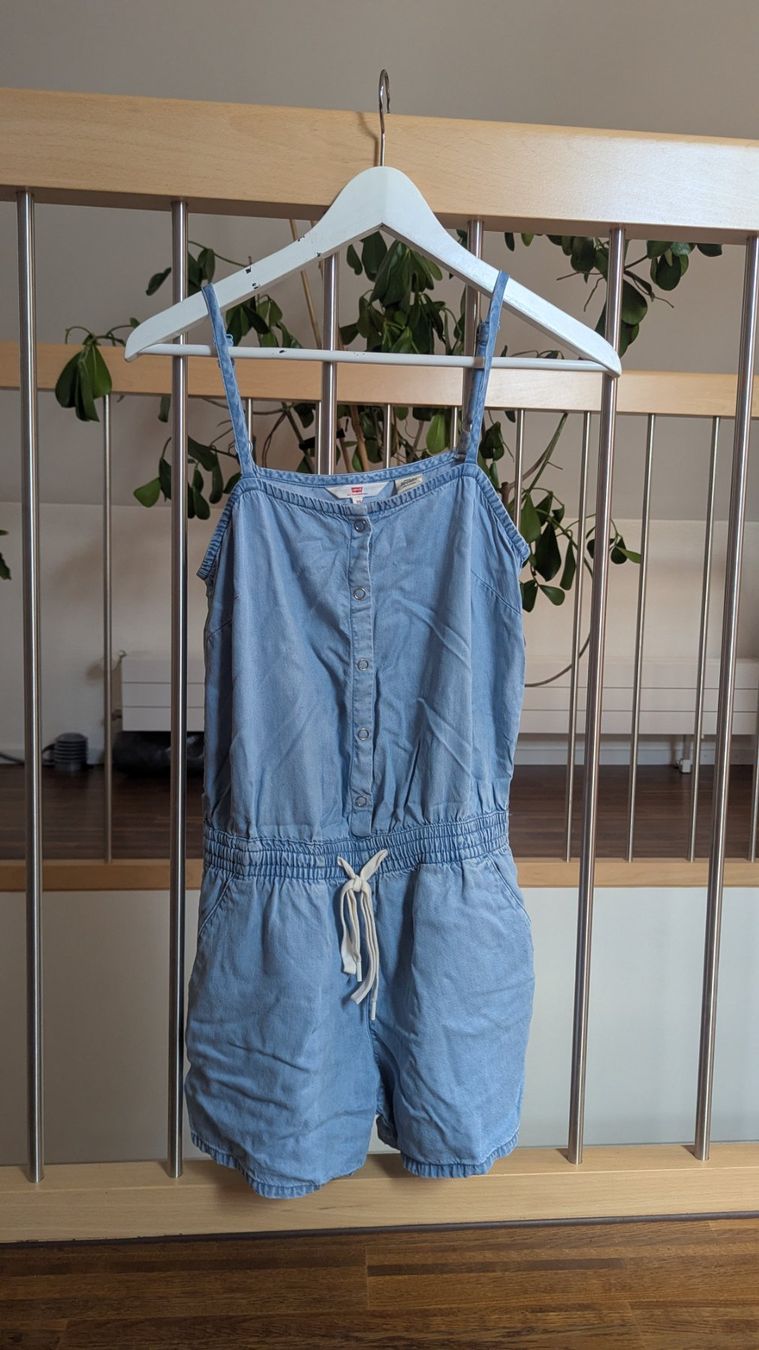 Levi's Tute: Levi's Jumpsuit, Grösse XS – Usato da Zürich venduto da DebsBre 1