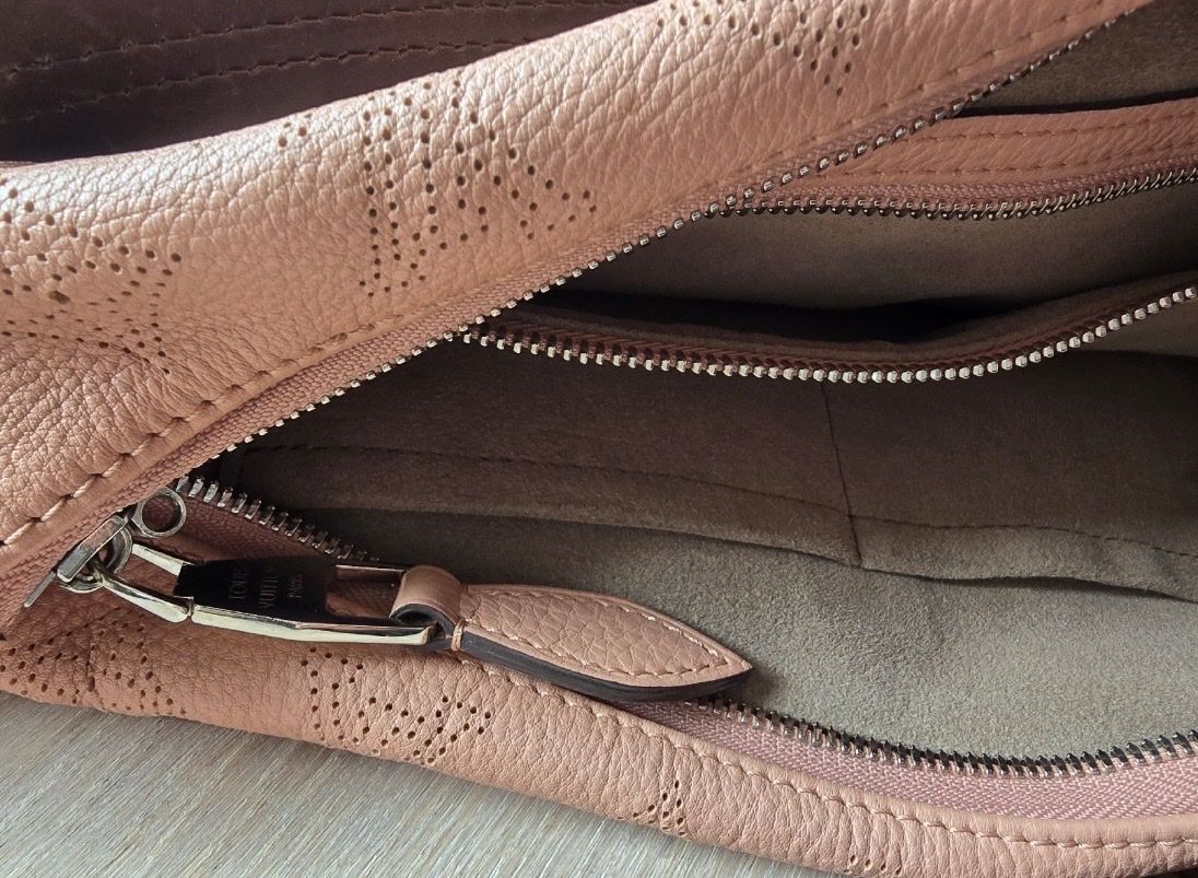 Louis Vuitton Sacs femmes: Louis Vuitton Mahina – Neuf (Voir description) à Murten par Lvfan4ever44 4