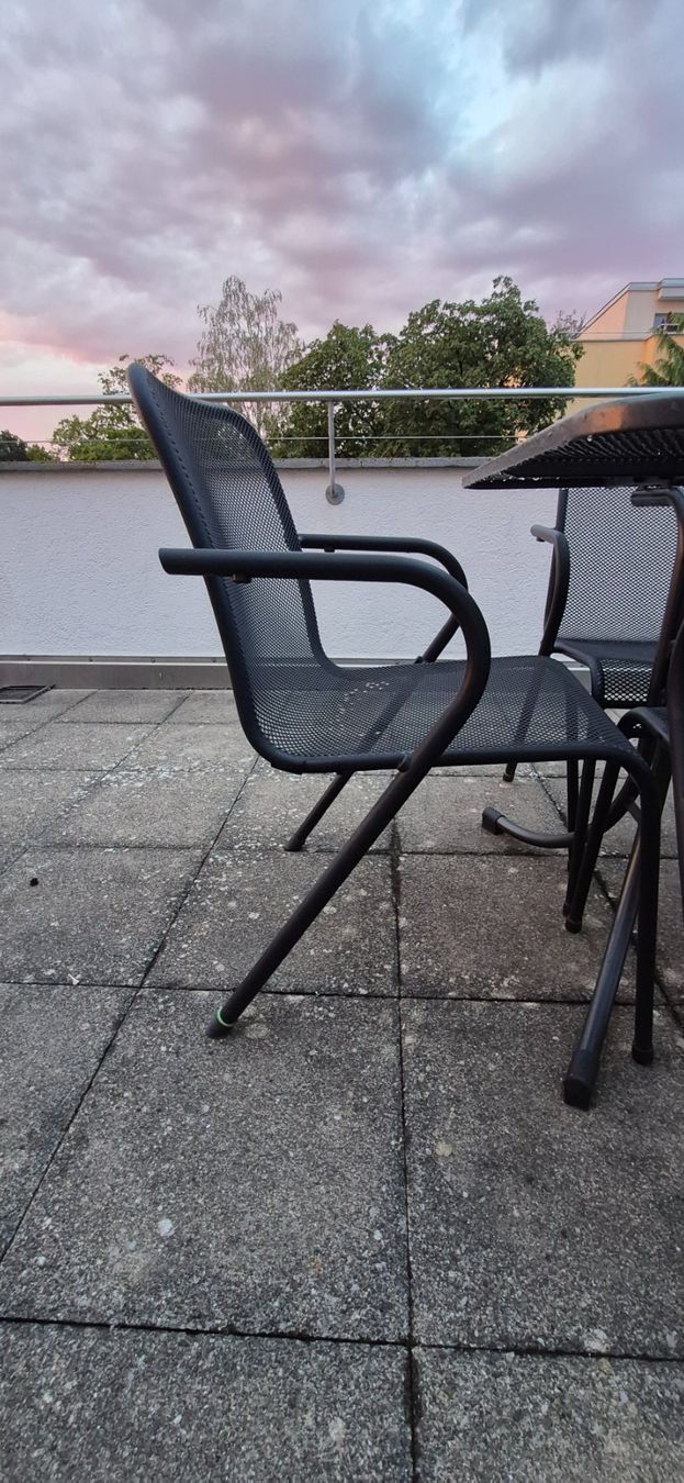 Set de table et chaises: Gartentisch mit 6 Stühlen – D'occasion à Adliswil par jaska0716 1