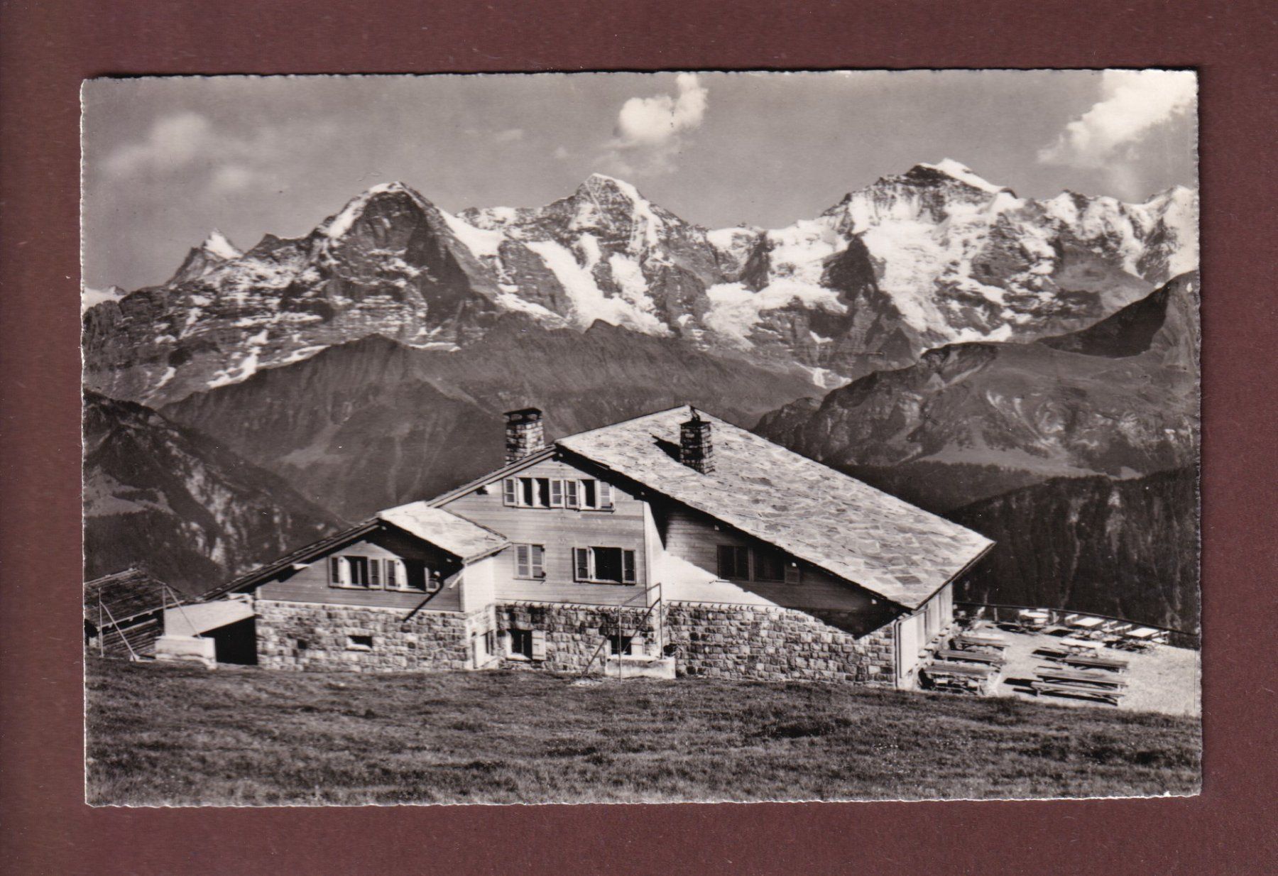 Cartoline postali: BEATENBERG - Berghaus Niederhorn – Usato da Pully venduto da nicecards-shop