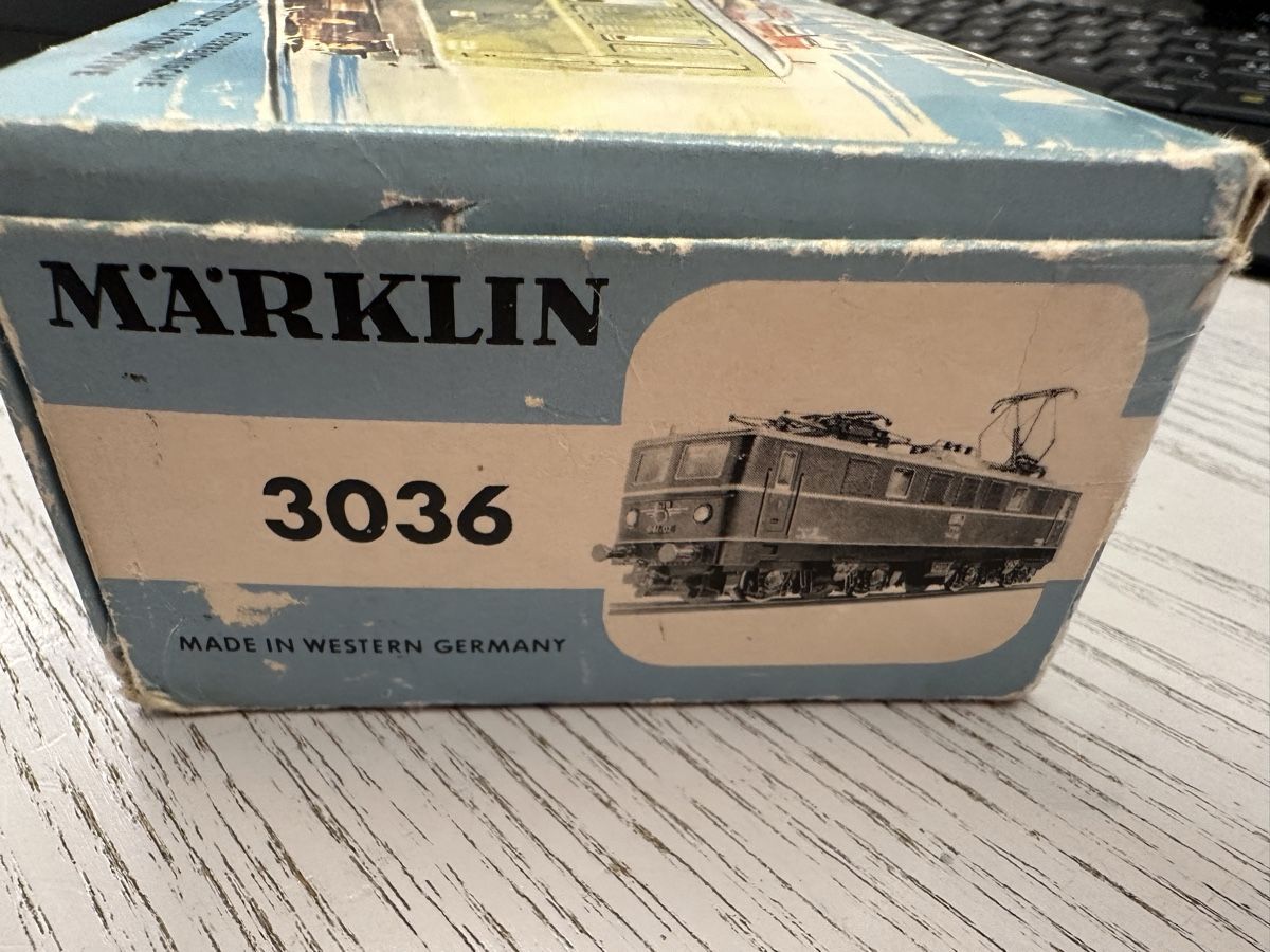 Märklin Modellini di ferrovie: Märklin 3036 ÖBB BR 1141 – Usato da Lupsingen venduto da New-Haven 8