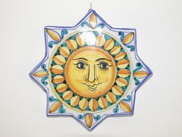 Ältere handgefertigte italienische Wandkeramik - Sonne