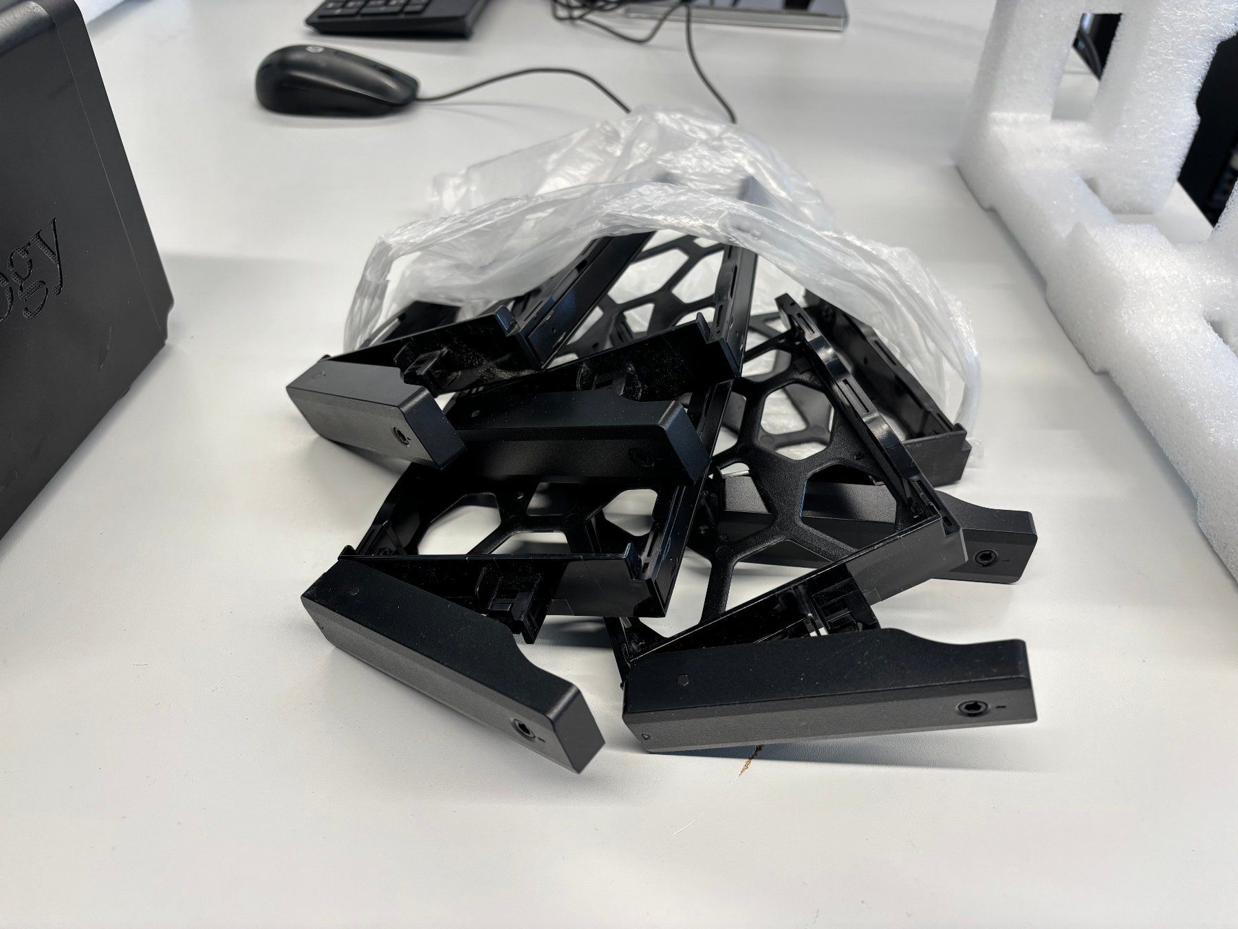 Synology Serveurs: Synology DS1815+ – D'occasion à Hagenwil b. Amriswil par Schildi014 2