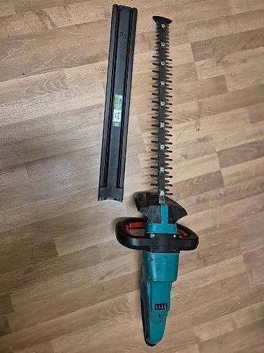 Bosch Tous les outils: Bosch Heckenschere  AHS 55-20 Li – D'occasion à Solothurn par Pe.Ry 3