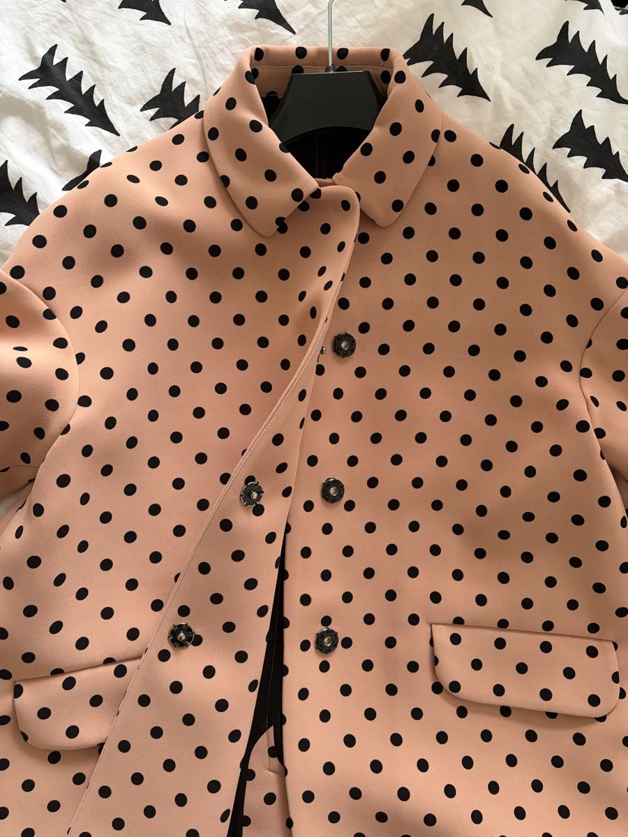 Valentino Cappotti: Red Valentino Mantel IT40 – Nuovo (secondo la descrizione) da Zürich venduto da supereme 3