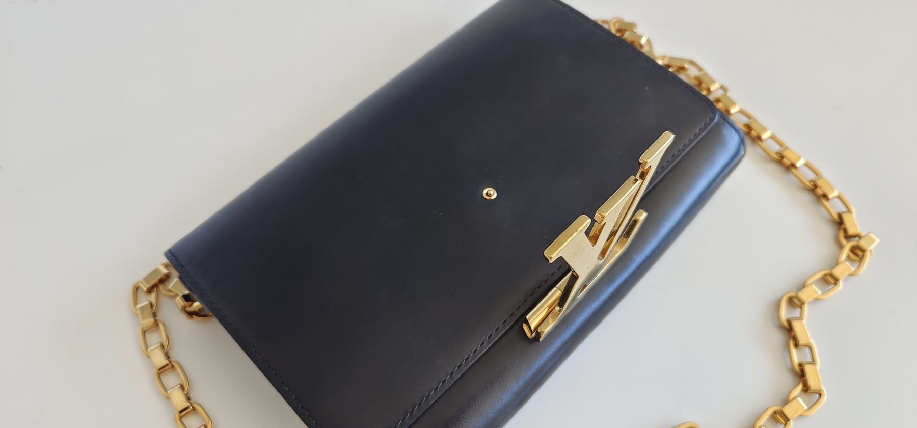 Louis Vuitton Borse da donna: Louis Vuitton, Louise Chain bag – Usato da Meilen venduto da Aphrodite87 2