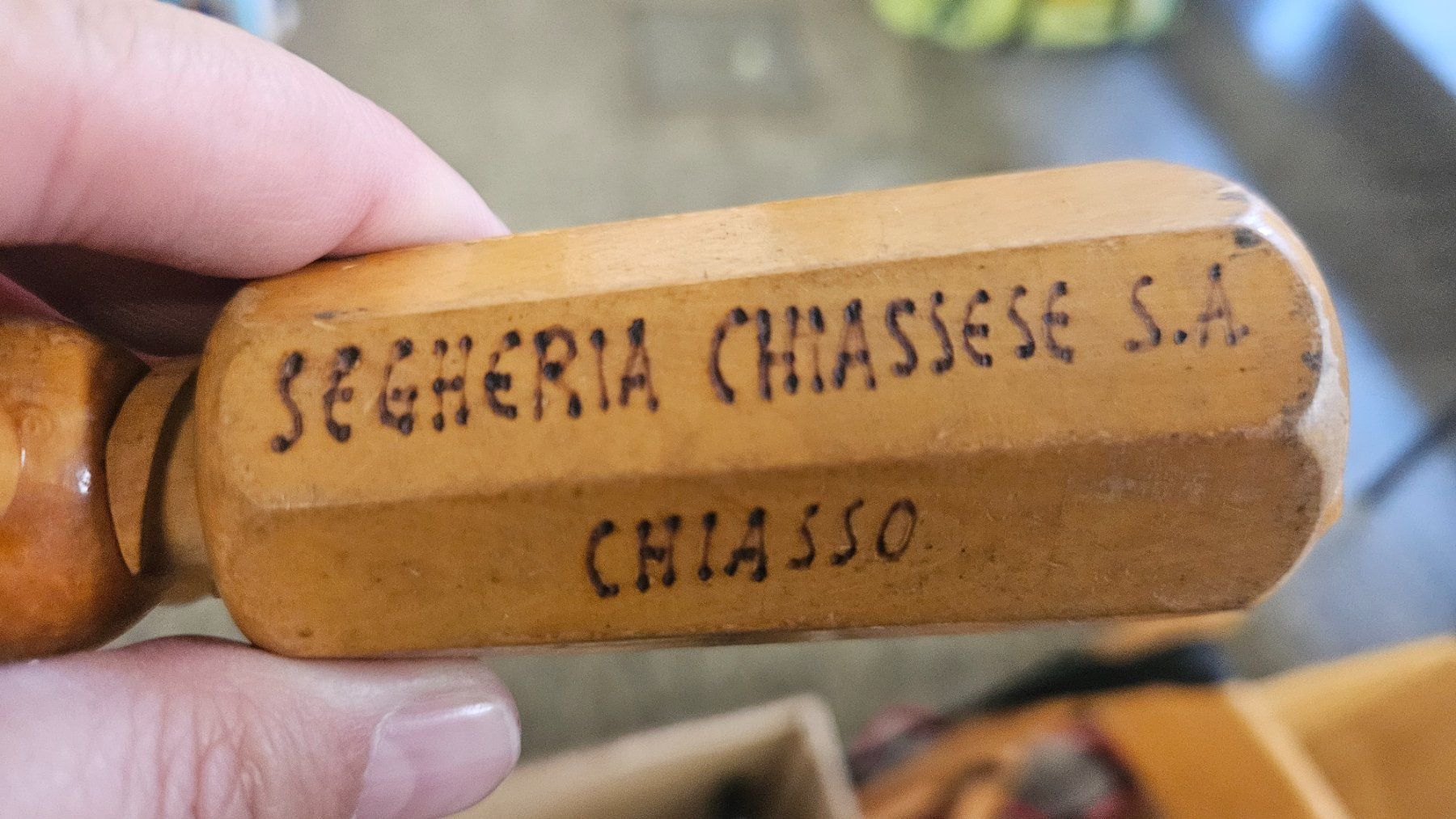 Apribottiglie & Tappi per chiusura: Cavatappi in legno "Segheria Chiassese" – Usato da Melano venduto da H-Sara 2