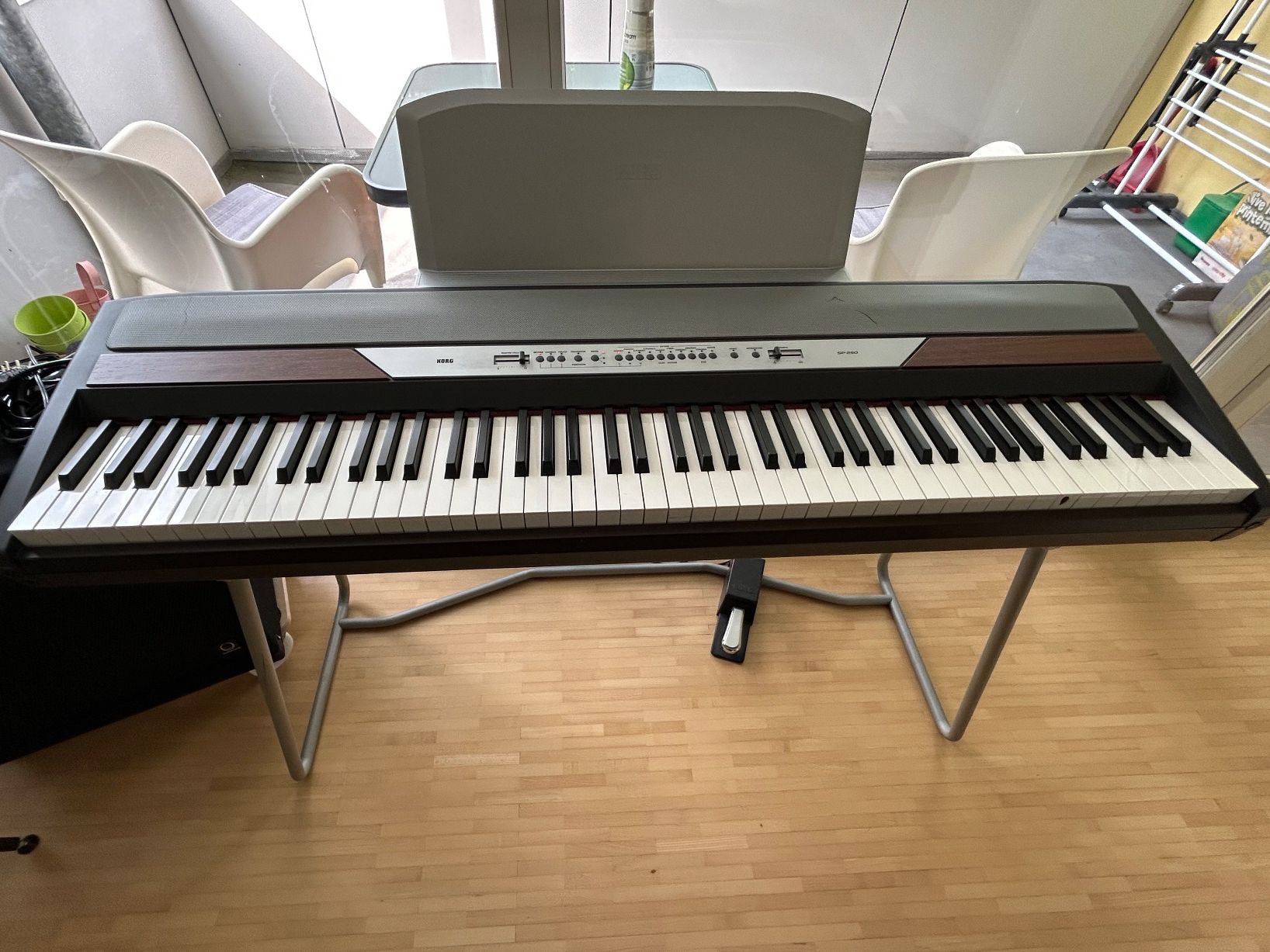 Korg Strumenti musicali: KORG Digital Piano - SP 250 – Usato da St . Gallen venduto da SD15