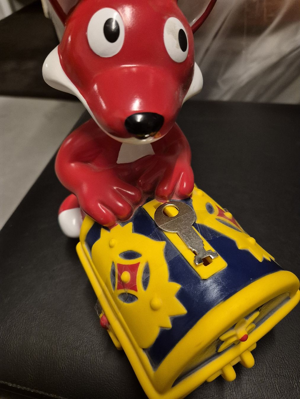 Salvadanai: UBS Spardose Fuchs Tresor mit Schlüssel – Usato da Villmergen venduto da MONCHHICHI 1