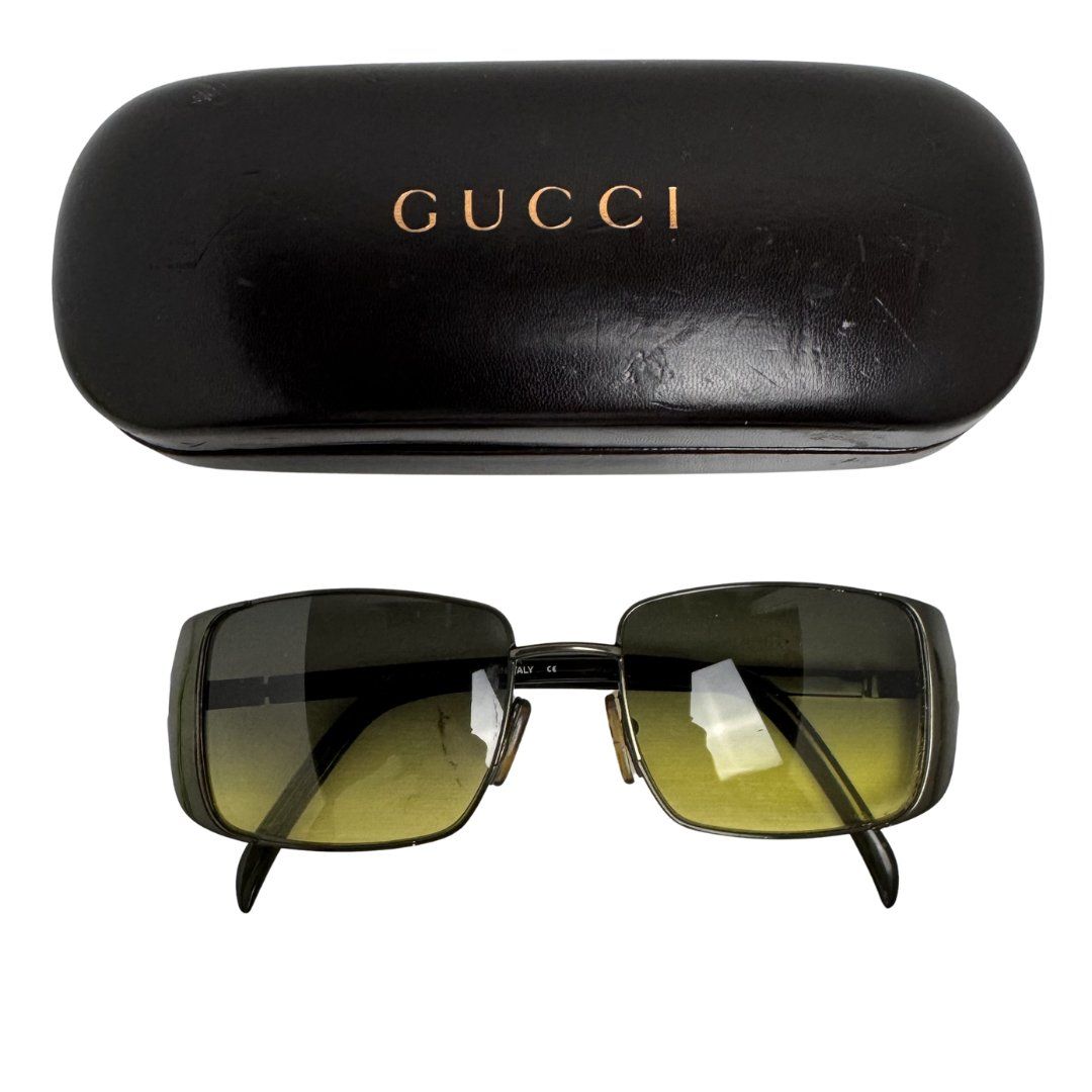 Gucci Occhiali & Lenti: Vintage GUCCI Sonnenbrille Y2K Rectangle Shield Gradient – Usato da Porrentruy venduto da MadameResell