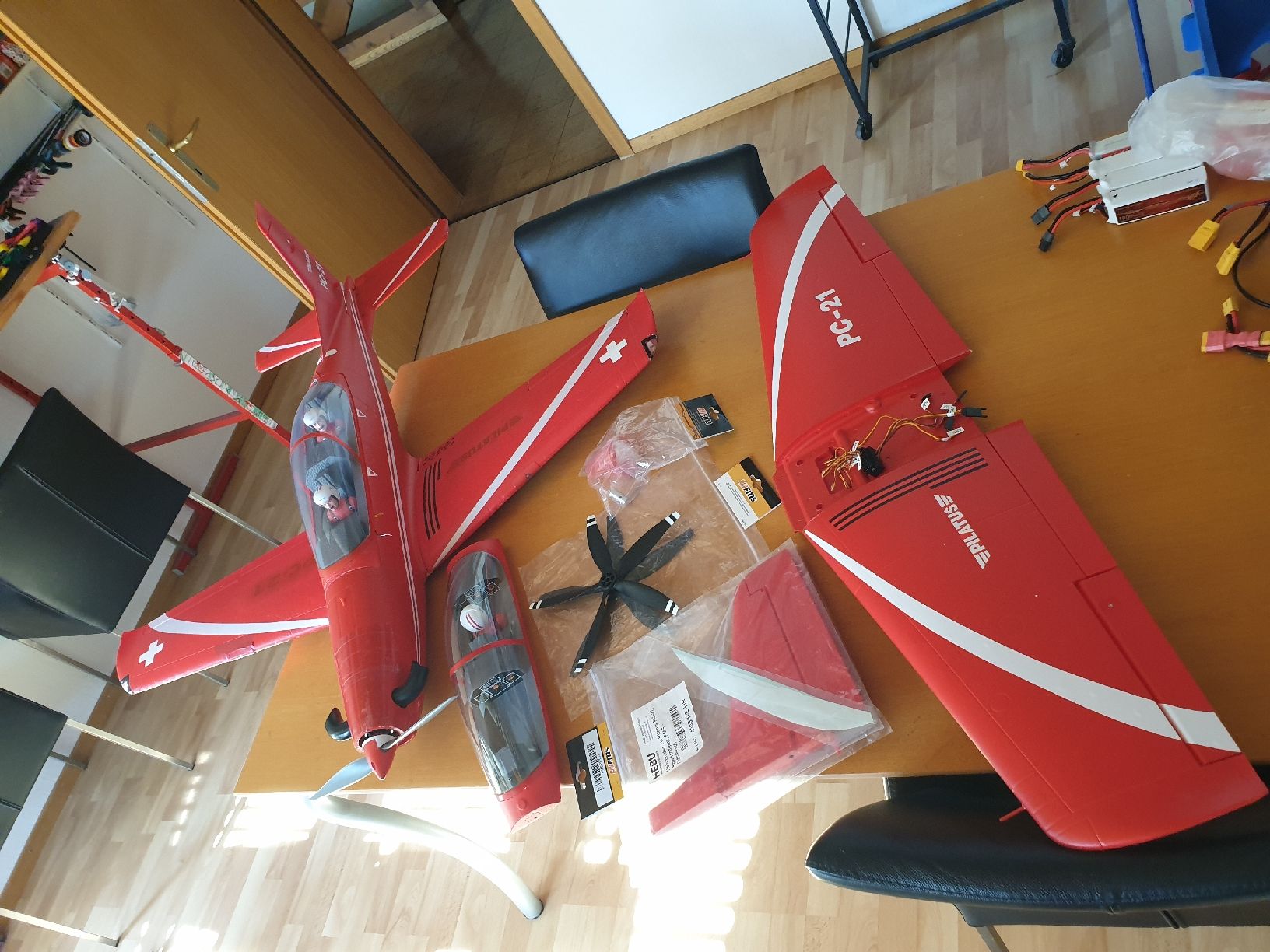 FMS RC Modellbau: FMS PC-21 – Gebraucht aus Ersigen von Ksleepyhollow