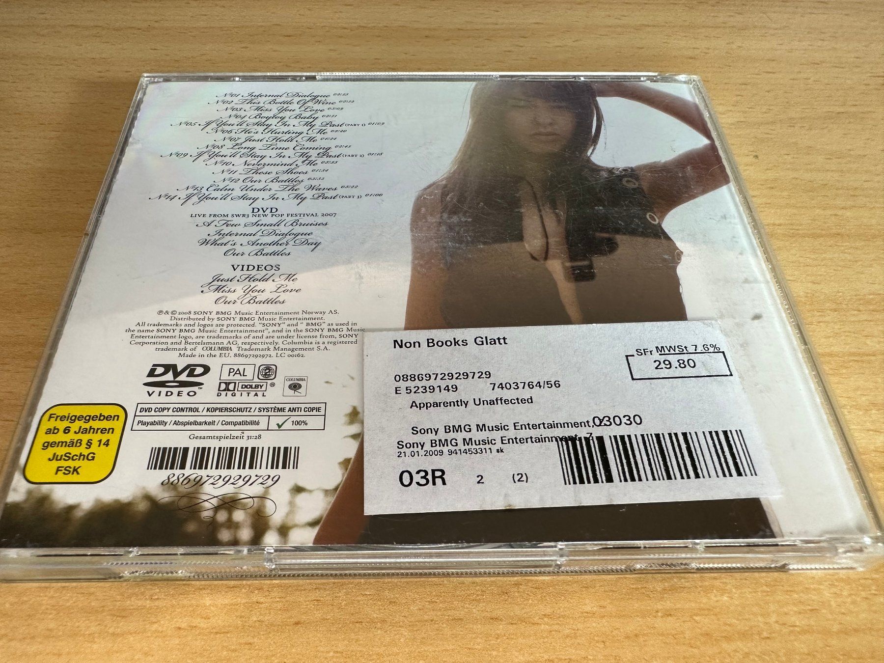 CD: Maria Mena – Apparently Unaffected - CD & DVD – Usato da Rikon im Tösstal venduto da Alpenmutz 1